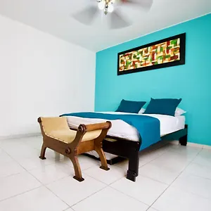 Quillahost Tropical Apartment